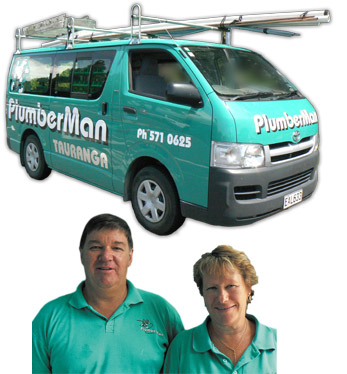 PlumberMan Van and Kevin and Raewyn Johnson